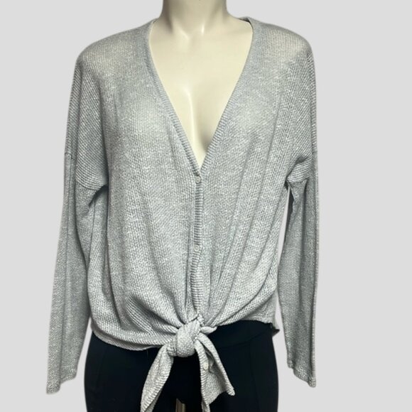 The Group Babaton Grey Waffle Knit Button Down Oversized Top Rayon Blend - Picture 1 of 12